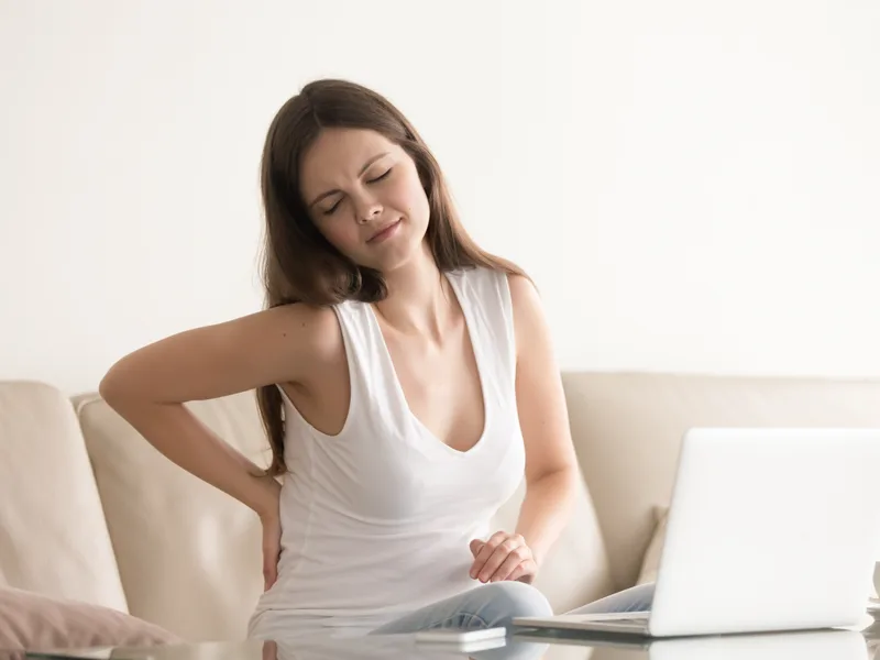 Chiropractic care for back pain at Embrun Chiropractic Clinic in Embrun