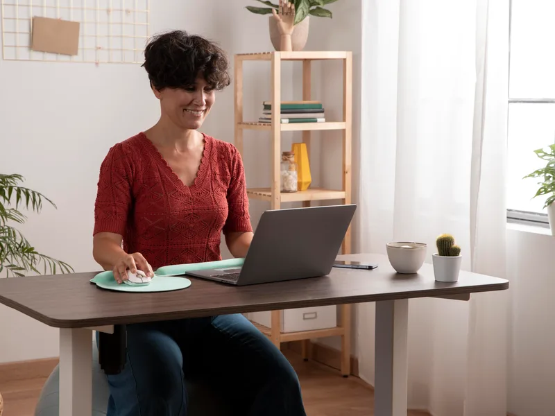How Embrun Chiropractic Clinic treats poor posture in Embrun